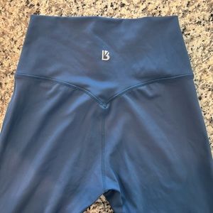 Buff bunny blue leggings